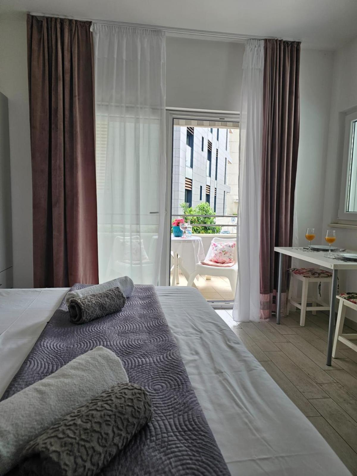 Filipetti beach Makarska Esterno foto